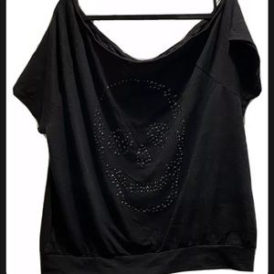 Torrid Black Studded Skull Off Shoulder Shirt Size 1 NWOT